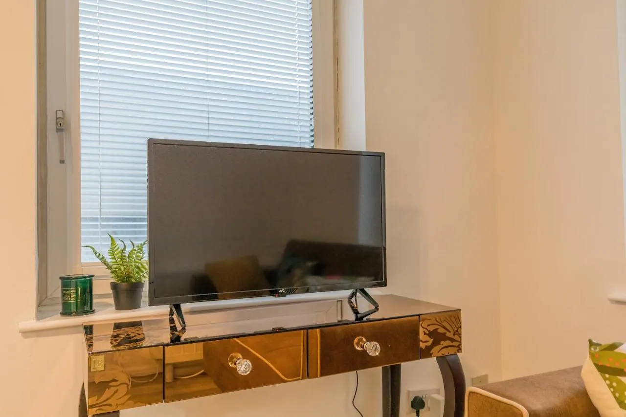 Luxury Hollywood Getaway In The Heart Of The City Brighton 0*,